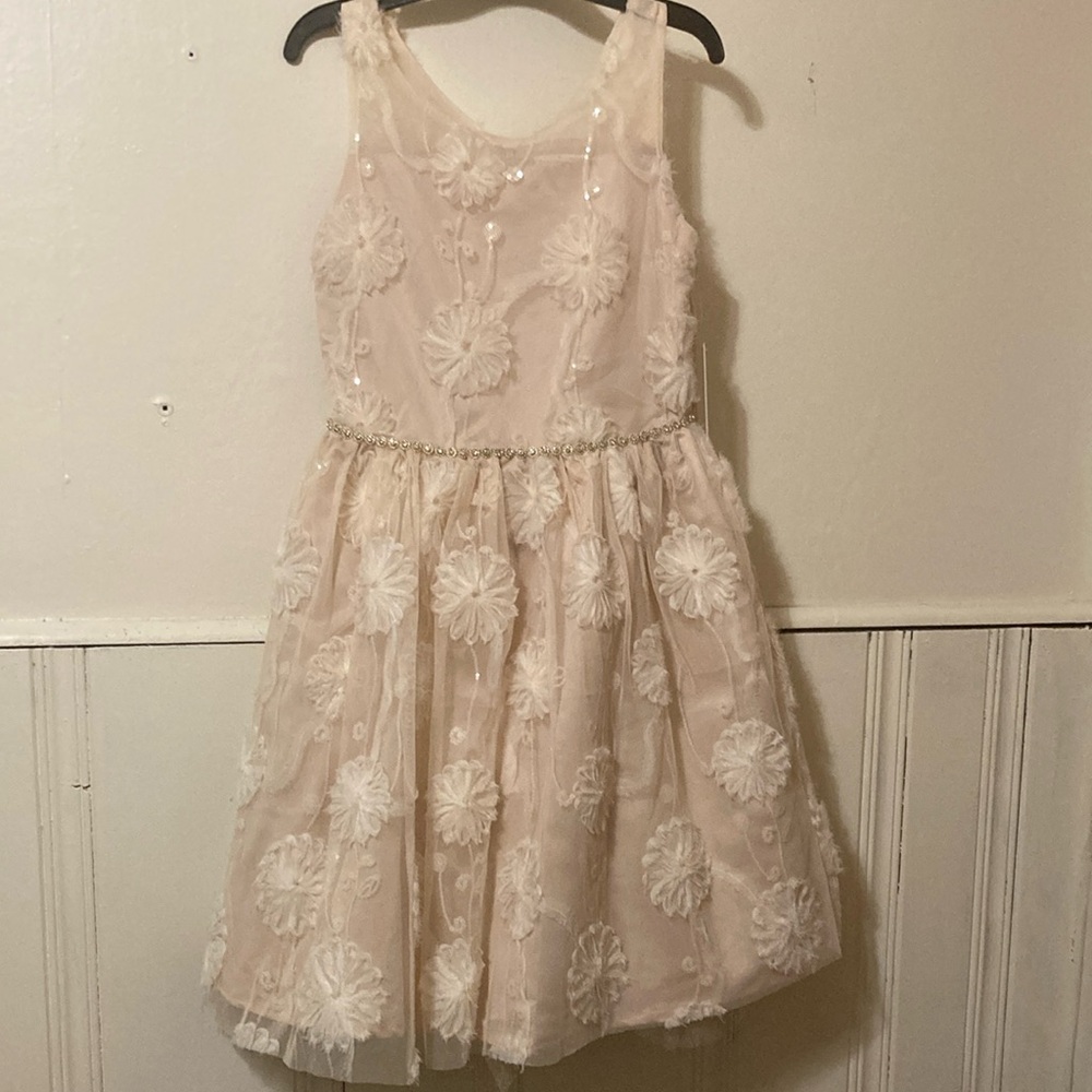 Kensie Girl Cream Sleeveless Fit and Flare Dress for Weddings